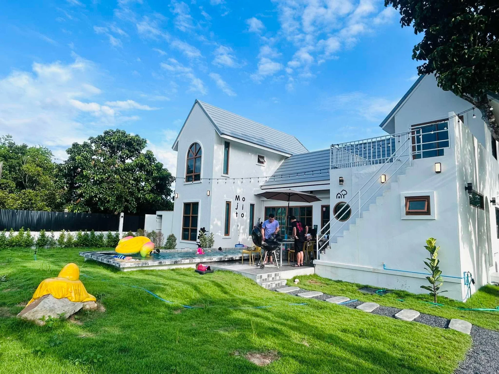 พูลวิลล่านครนายก mojitopoolvilla — Mojito Pool Villa สระว่ายน้ำส่วนตัว 5 ห้องนอน ใกล้เขื่อนขุนด่าน น้ำตกวังตะใคร้